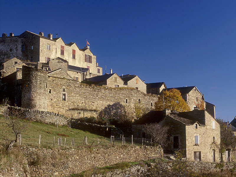 Le village médiéval de Castelnau-Pégayrols